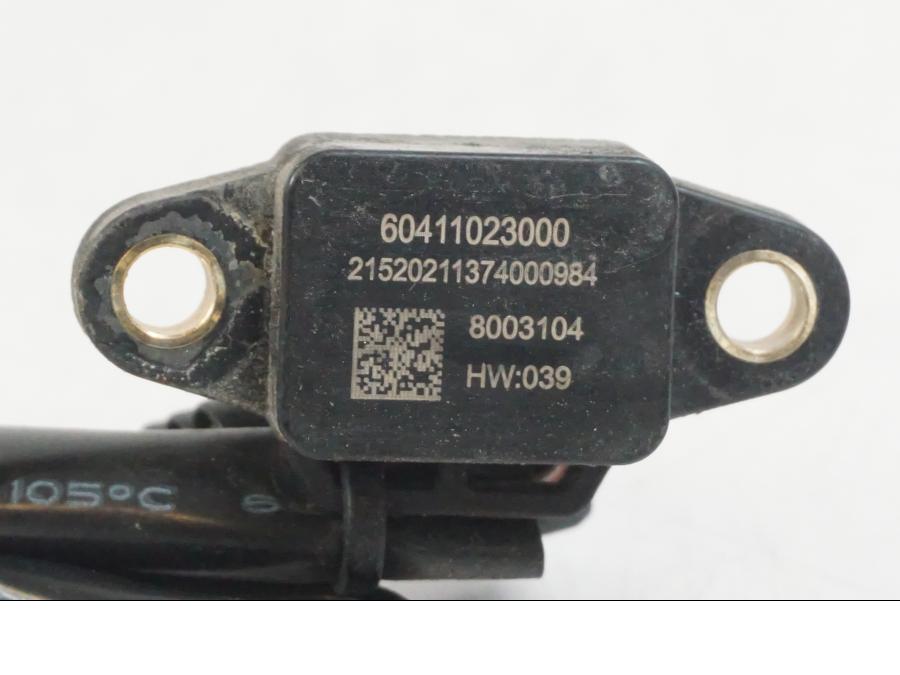 Baksidan på Växelindikator från en KTM 1290 Super Duke R -2022 motorcykel.