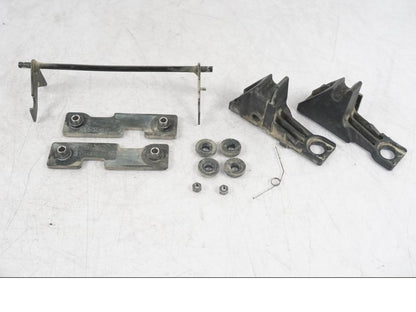 Framsidan på Sadellåsmekanism från en BMW R 1200 GS -2005 motorcykel.