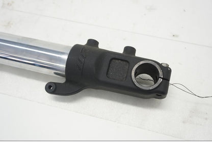 Höger sida på Gaffelben från en KTM 690 SMCR -2016 motorcykel.