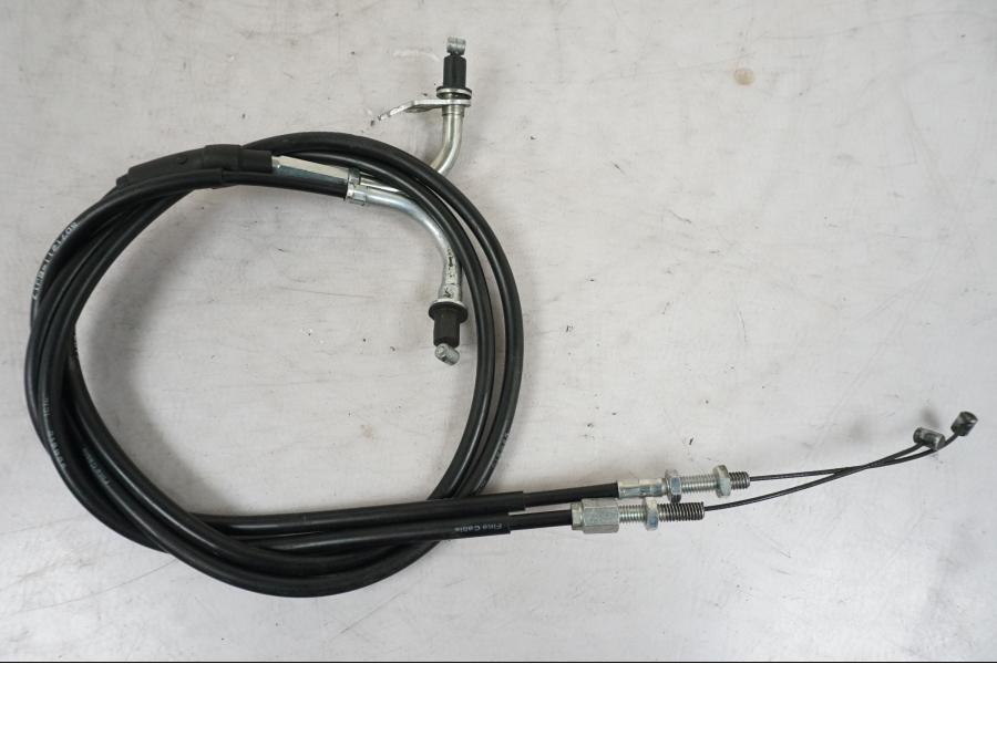 Baksidan på Gasvajer från en Yamaha MT 125 -2017 motorcykel.