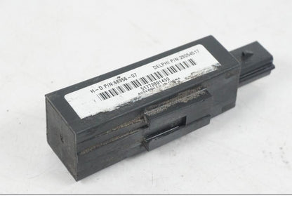 Baksidan på Antenn från en H-D Softail FXCW Rocker -2008 motorcykel.