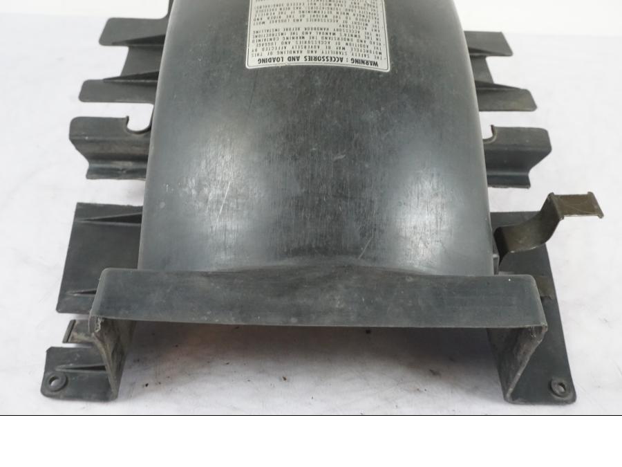 Snett uppifrån på Undertail från en Honda CBR 1000 F -1989 motorcykel.