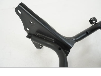 Vänster sida på Toppkåpstag från en Kawasaki ER-6F -2016 motorcykel.