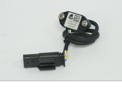 Snett uppifrån på Växelindikator från en Ducati Desert X -2022 motorcykel.