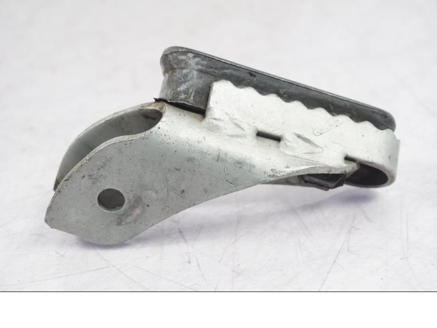 Vänster sida på Fotpinne från en BMW R 1200 GS -2005 motorcykel.