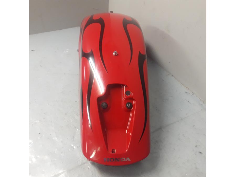 Framsidan på Bakskärm från en Honda VTX 1800 -2007 motorcykel.