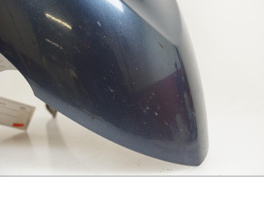 Höger sida på Framskärm från en BMW K 1200 LT -2004 motorcykel.