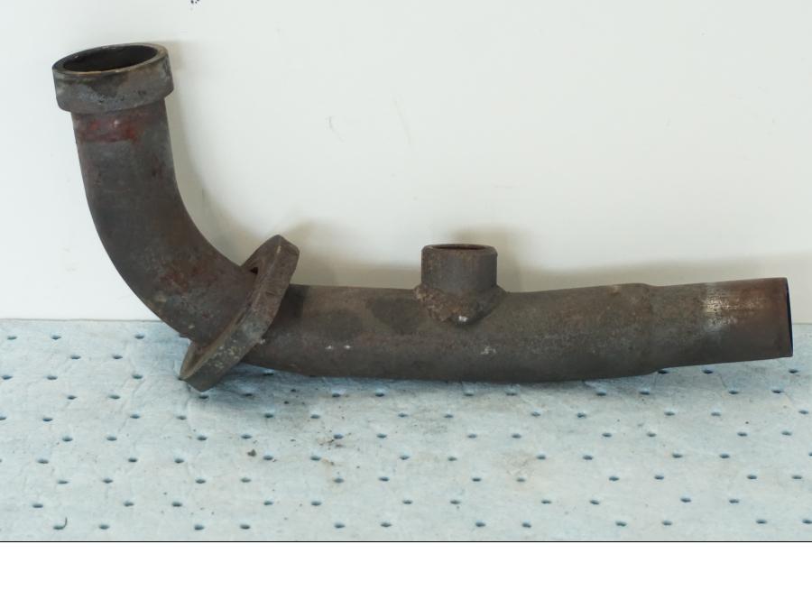 Baksidan på Grenrör från en Yamaha X-Max 250 -2016 scooter.