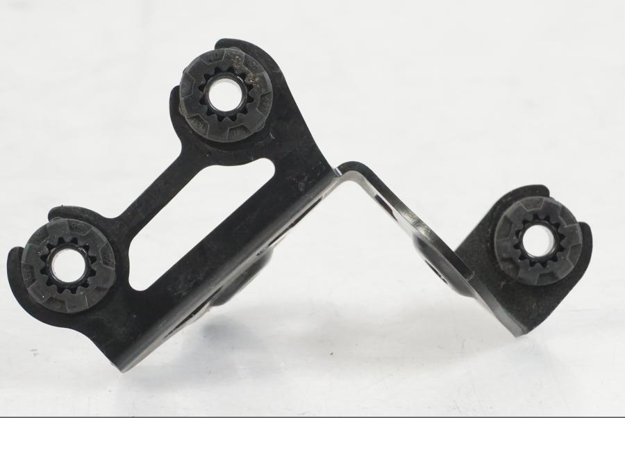 Höger sida på ABS Låda från en KTM 1290 Super Duke R -2022 motorcykel.