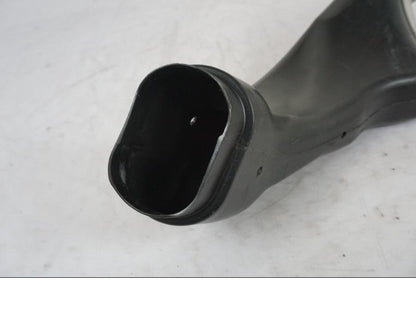 Snett uppifrån på Luftintag från en Suzuki GSX-R 1000 -2005 motorcykel.