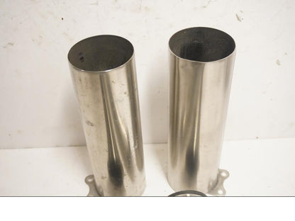 Höger sida på Gaffelbendekor från en Triumph America -2004 motorcykel.