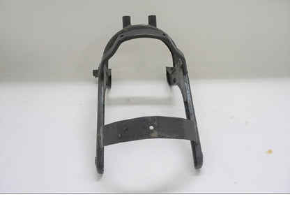 Baksidan på Bakskärmstag från en Yamaha XVZ 1300 -1997 motorcykel.