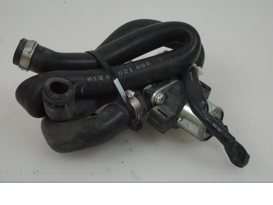 Framsidan på Second Air från en KTM 1290 Super Duke -2019 motorcykel.