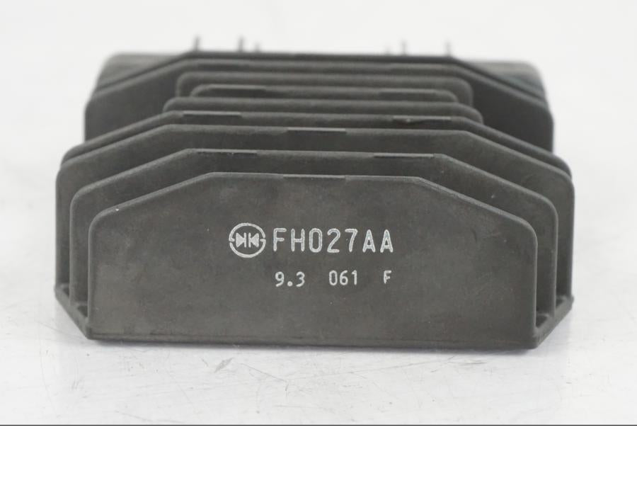 Vänster sida på Likriktare från en Yamaha MT-07 -2019 motorcykel.