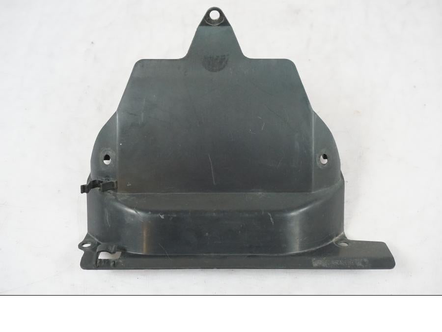 Framsidan på Undertail från en Yamaha XVS 1100 -2000 motorcykel.