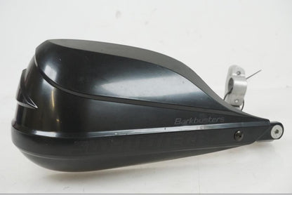 Framsidan på Handskydd från en BMW F 750 GS -2019 motorcykel.