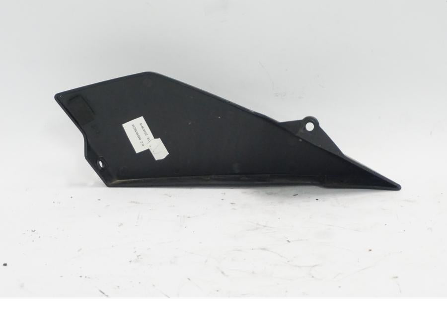 Baksidan på Sidkåpa från en KTM 790 Duke -2018 motorcykel.