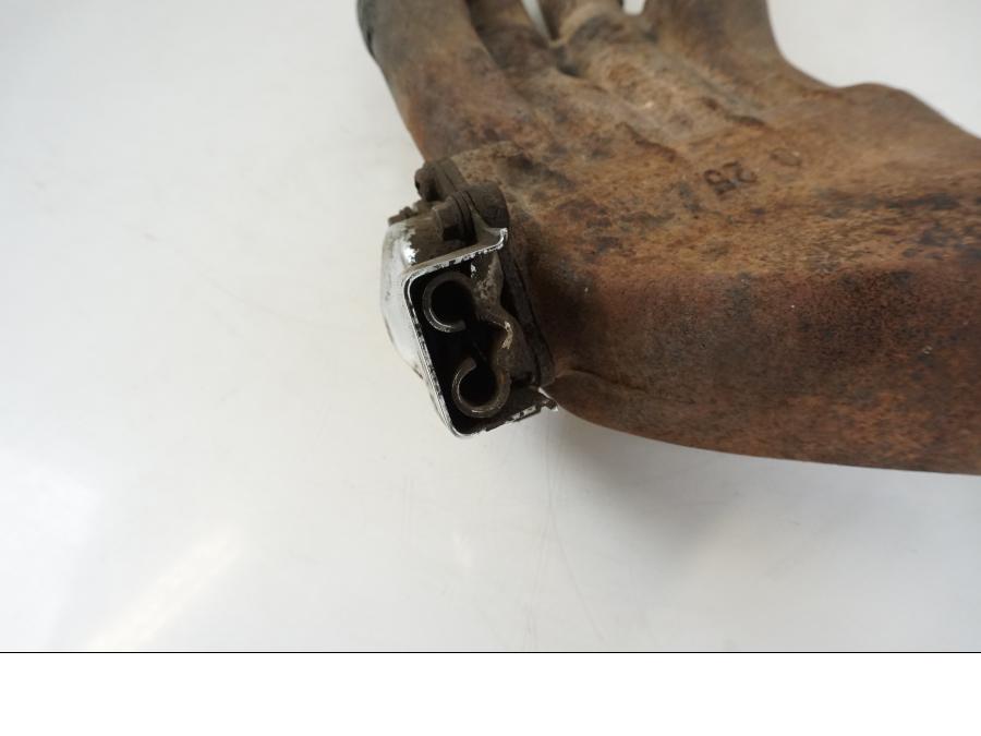 Höger sida på Grenrör från en Yamaha FZR 1000 -1990 motorcykel.