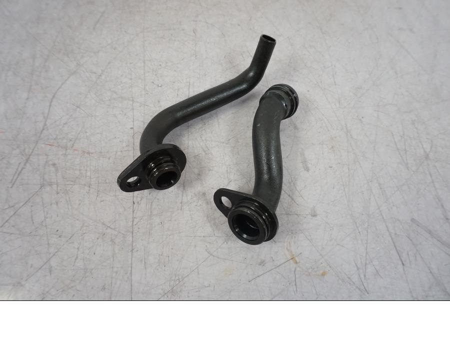 Baksidan på Oljepump från en BMW F 750 GS -2020 motorcykel.