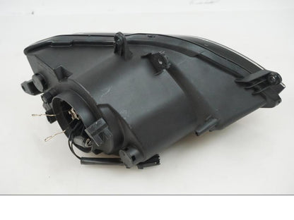 Vänster sida på Strålkastare från en BMW S 1000 XR -2016 motorcykel.