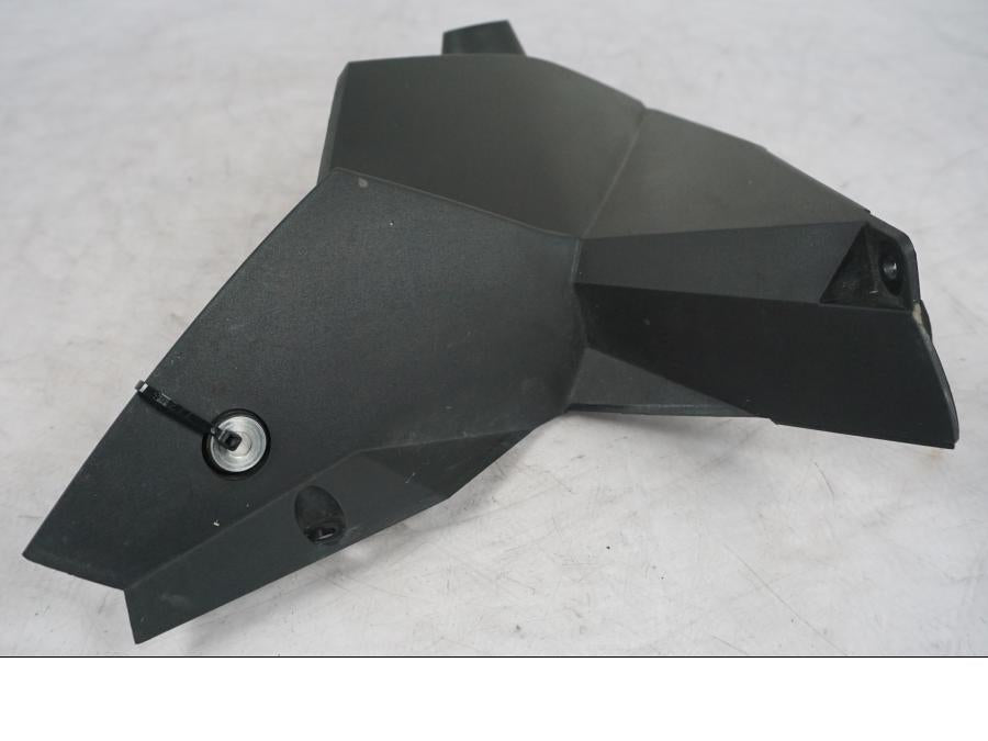 Baksidan på Strålkastarfäste från en KTM 690 SM R -2009 motorcykel.