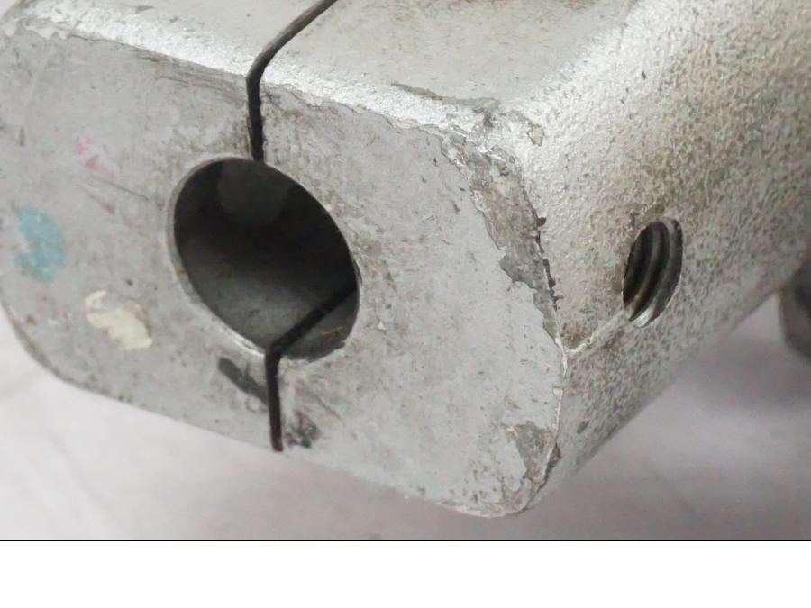 Höger sida på Gaffelben från en BMW R 1100 RS -1996 motorcykel.