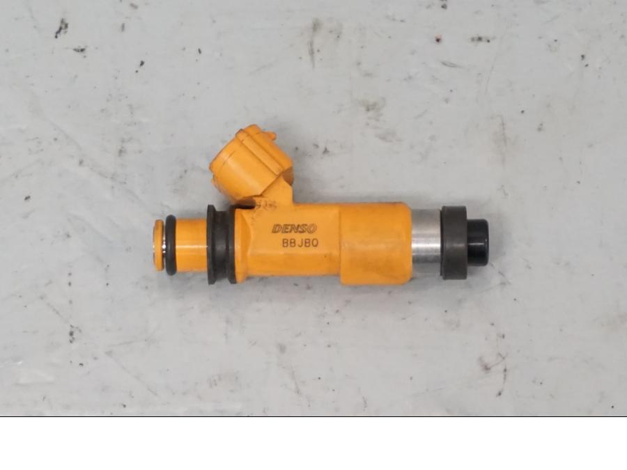 Framsidan på Spridare från en Yamaha XJ 6 -2011 motorcykel.