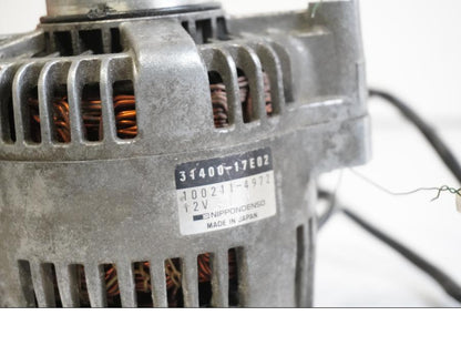 Höger sida på Generator från en Suzuki RF 600 R -1993 motorcykel.