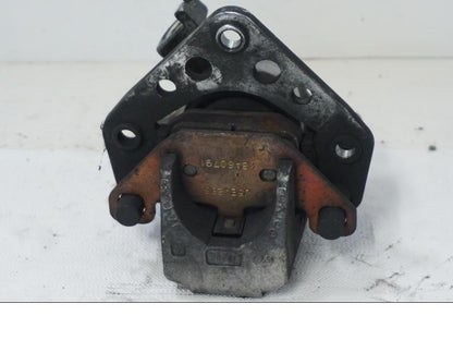 Vänster sida på Bromsok från en Kawasaki VN 1500 -1996 motorcykel.