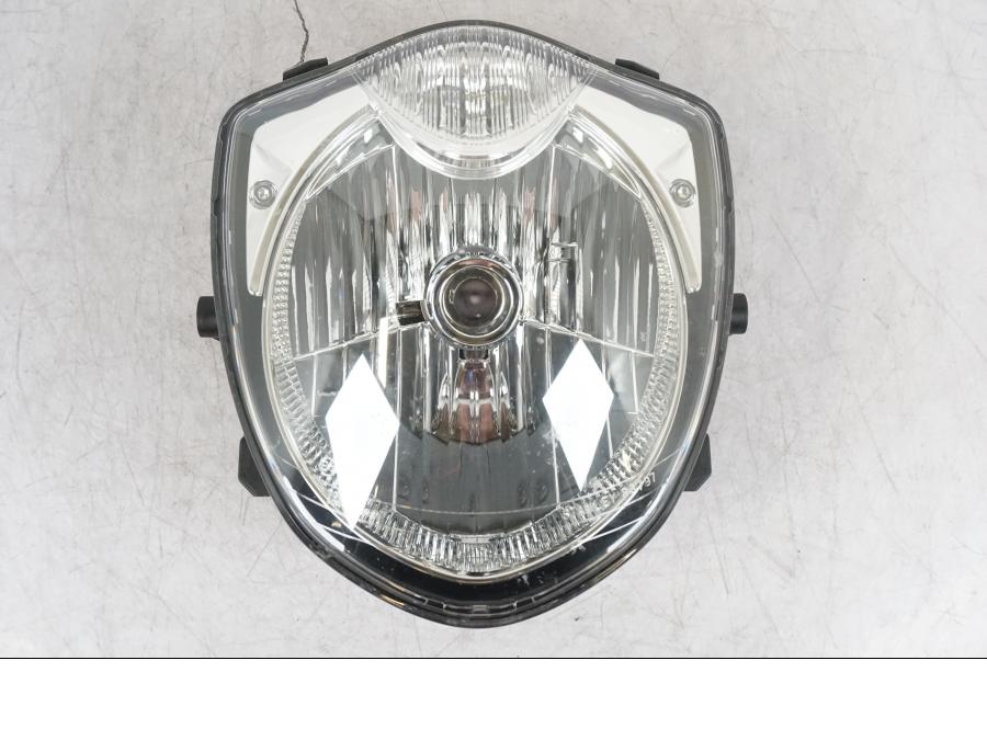 Framsidan på Strålkastare från en Suzuki GSF 1250 -2010 motorcykel.