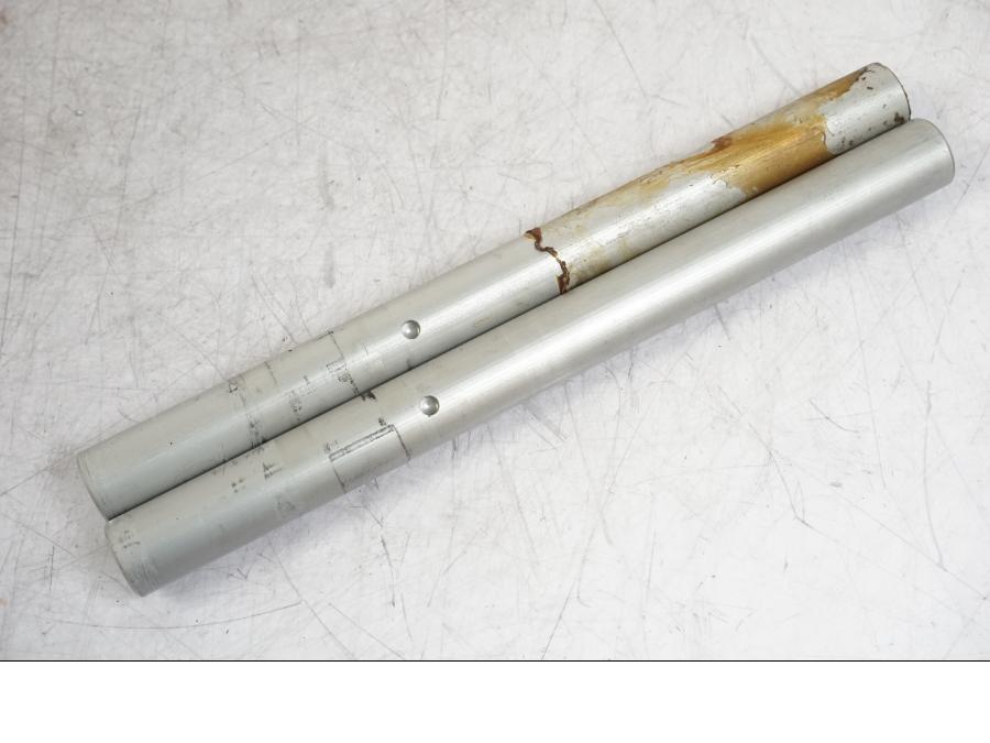 Framsidan på Styre från en Suzuki GSX 1300 RX -1999 motorcykel.