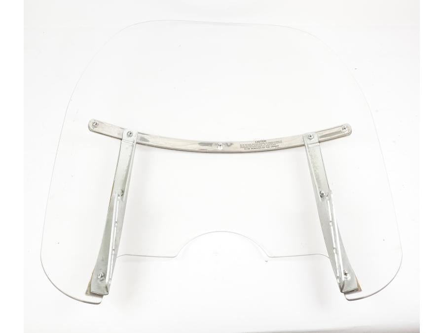 Baksidan på Vindruta från en H-D FXDP Dyna Defender -2002 motorcykel.