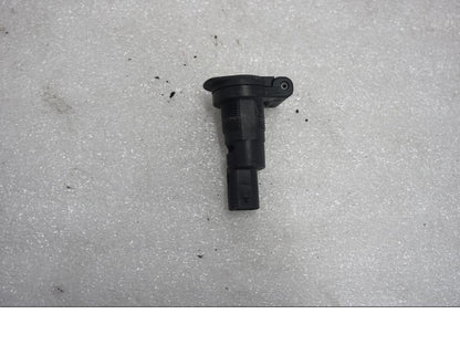 Framsidan på El uttag 12 V från en BMW K 1300 R -2011 motorcykel.