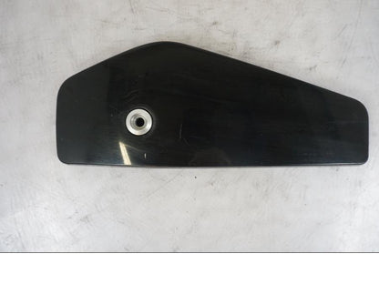 Framsidan på Kylarvinge från en KTM 690 Duke -2014 motorcykel.