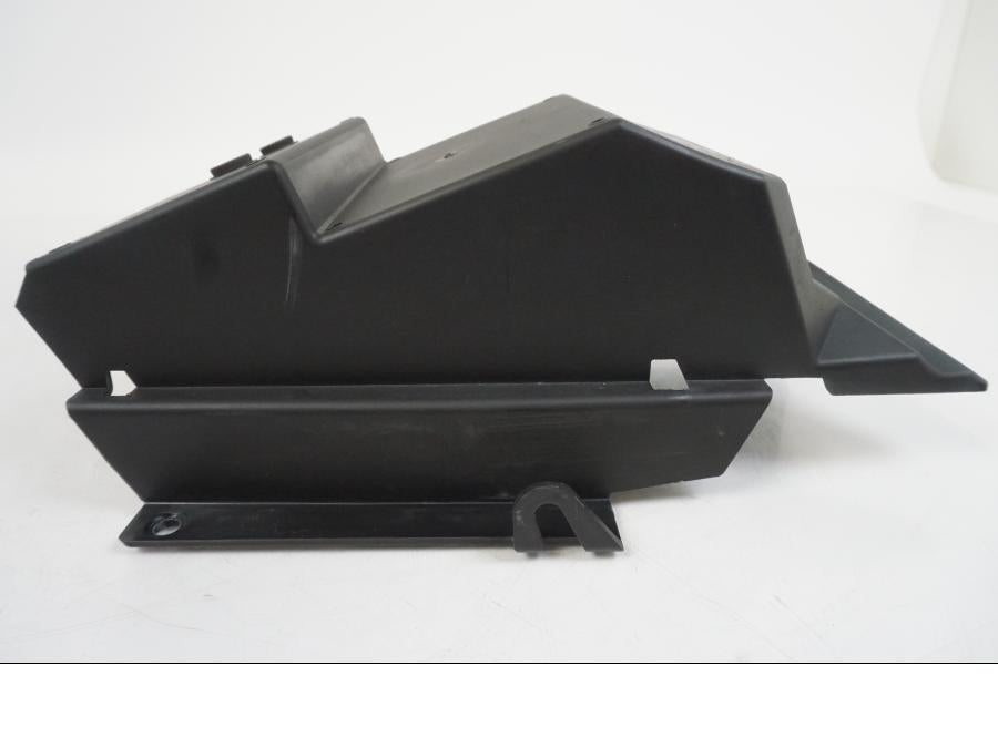 Baksidan på Batterikåpa från en BMW S 1000 R -2019 motorcykel.