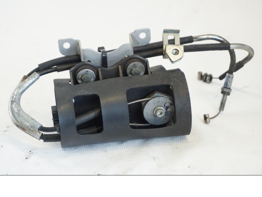 Framsidan på Avgasspjällmotor från en Yamaha YZF R6 -2006 motorcykel.
