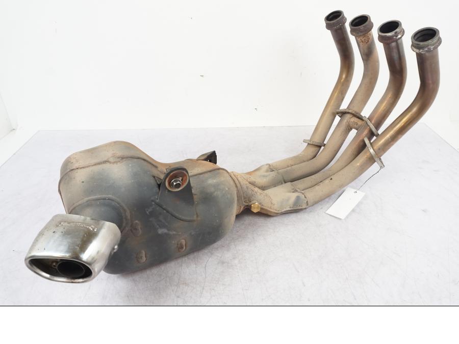 Framsidan på Avgassystem från en Yamaha XJ 6 -2012 motorcykel.