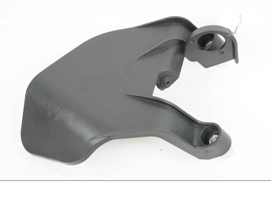 Framsidan på Tankkåpa från en KTM 1090 Adventure -2018 motorcykel.