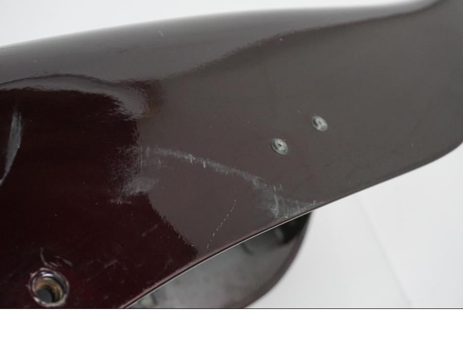 Snett nerifrån på Bakskärm från en Kawasaki VN 1500 -1992 motorcykel.