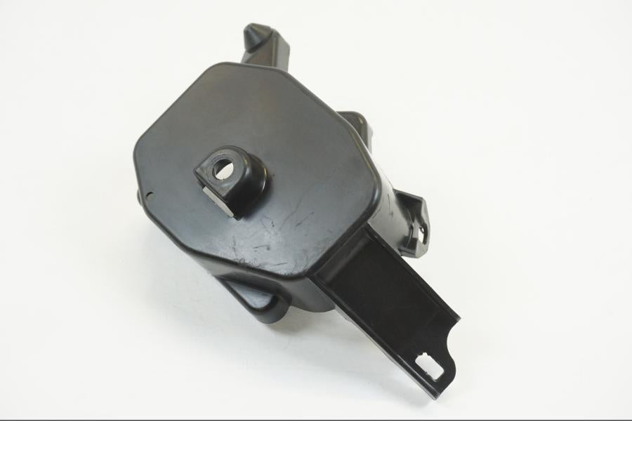 Baksidan på Skyddskåpor från en Honda CBR 1000 RR -2010 motorcykel.