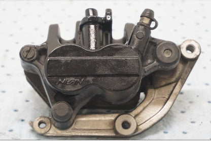 Framsidan på Bromsok från en Triumph Tiger -2001 motorcykel.