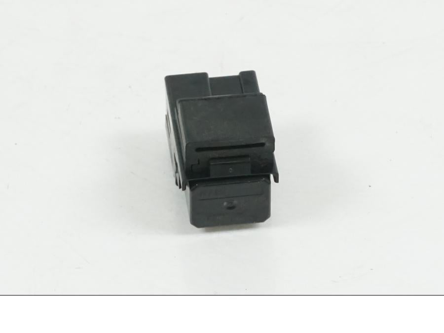 Baksidan på Relä från en Yamaha Tenere 700 -2020 motorcykel.