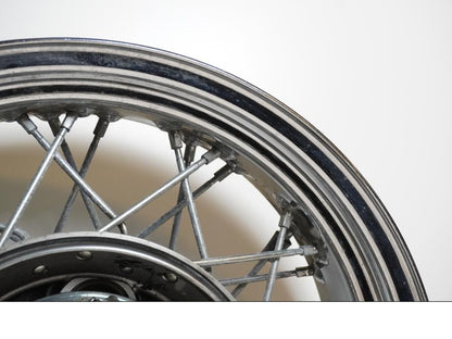 Extrabild5 på Fälg från en Yamaha XVS 1100 -2001 motorcykel.