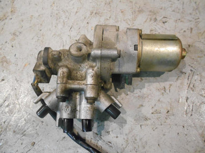 Framsidan på ABS Modulator från en Honda ST 1100 -1999 motorcykel.