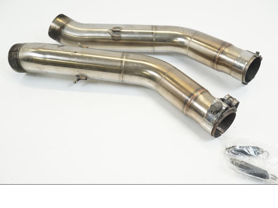 Baksidan på Mellanrör från en Kawasaki Z 1000 -2003 motorcykel.