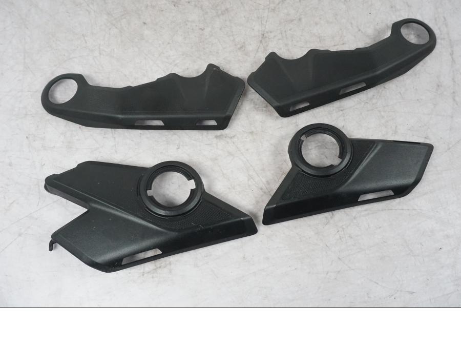 Framsidan på Ramskydd från en Ducati Multistrada V4 -2024 motorcykel.