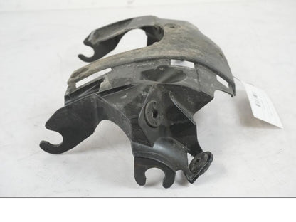 Höger sida på Magkåpa från en Suzuki VZR 1800 -2009 motorcykel.