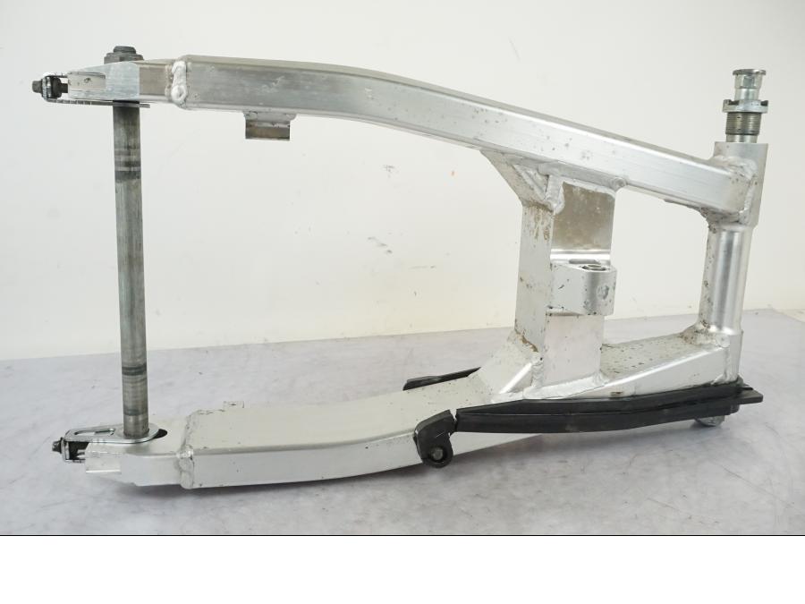 Extrabild4 på Sving från en Honda CBR 1100 XX -1999 motorcykel.