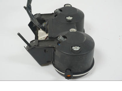 Snett uppifrån på Instrumentpanel från en Yamaha TZR 125 -1990 motorcykel.