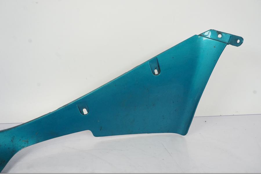 Vänster sida på Magkåpa från en Honda VFR 750 -1994 motorcykel.